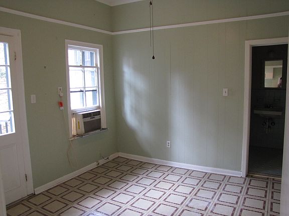 5th image of 724 Dumaine St #8