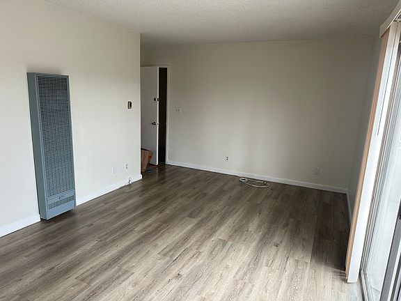 2nd image of 12766 Venice Blvd APT 9