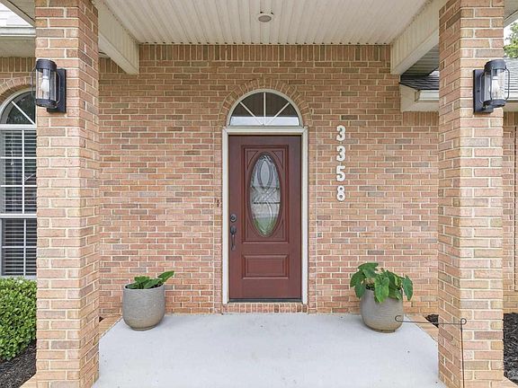 3rd image of 3358 Indian Hills Dr
