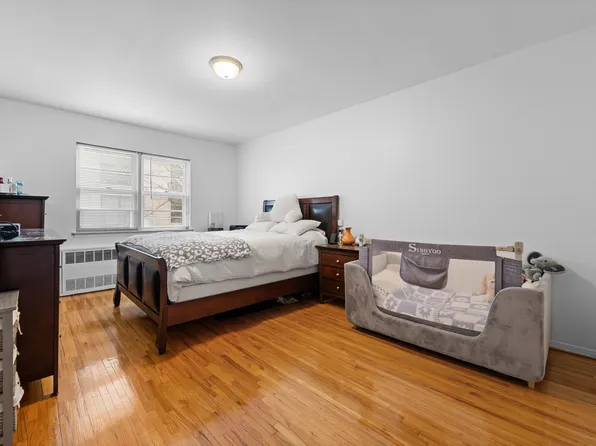 249 Newkirk Avenue image 19 of 37