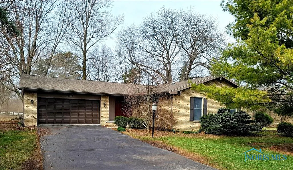 26620 W River Rd photo 1