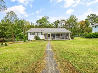 8114 Sharp Rd, Powell, TN 37849