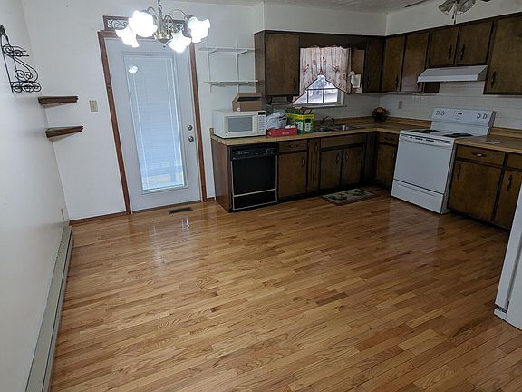 4th image of 113 Skyview Dr
