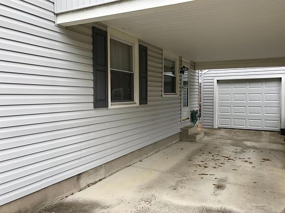 4th image of 1541 Parkview Ave