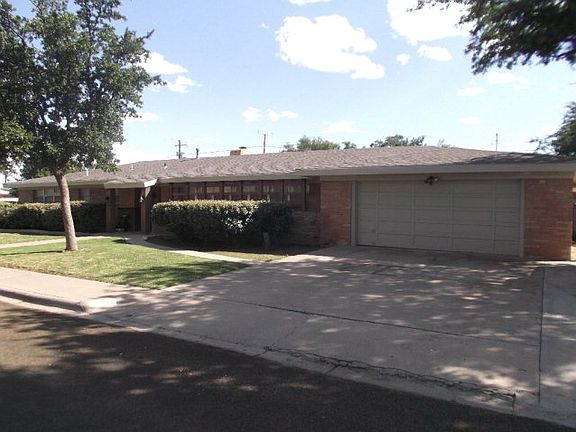 3rd image of 3101 Windsor Dr