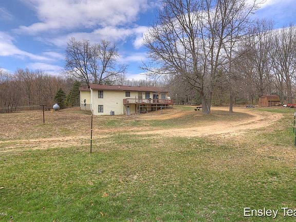 2nd image of 13750 Tisdel Ave