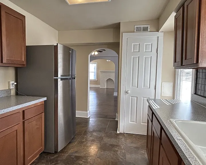 1802 Lawn Ave #1 — Photo 17