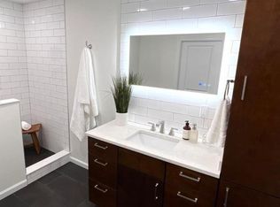 906 Greenwich Dr UNIT 906, Albany, NY 12203