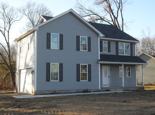 203 Old Lyman Rd, South Hadley, MA 01075