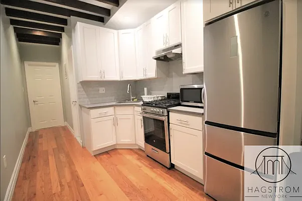 Rented by Hagstrom Management Inc | media 29