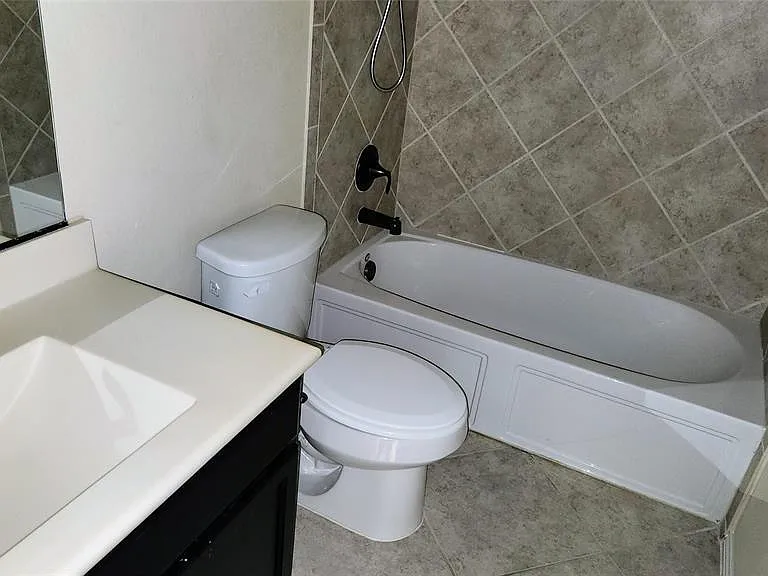 8440 Gentian Dr — Photo 14