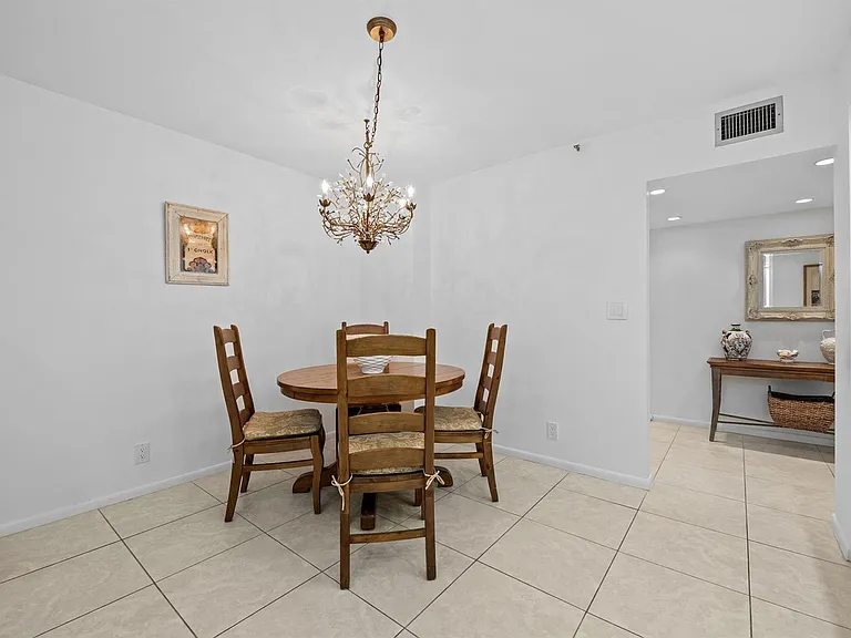 3420 S Ocean Blvd #3P — Photo 8