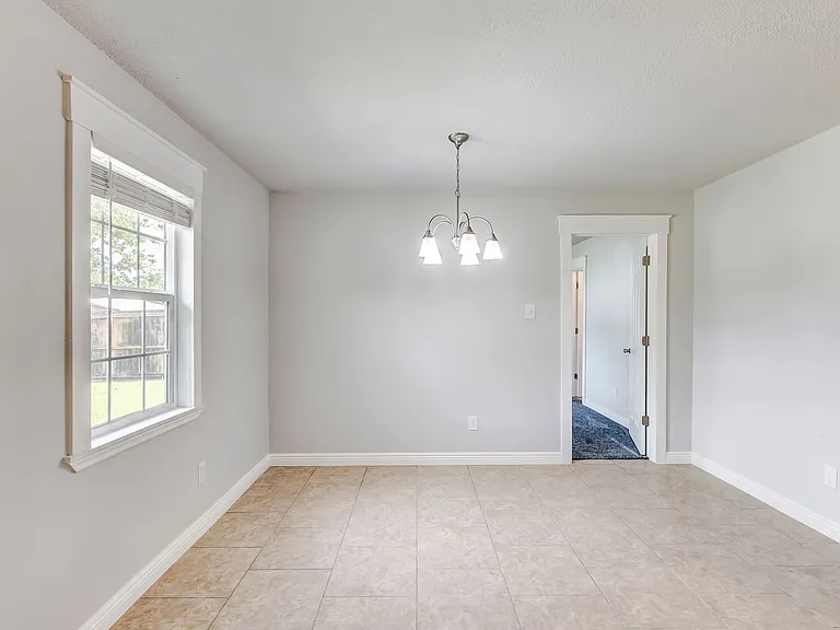 2307 Traverse Dr — Photo 16