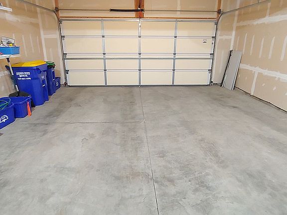 4th image of 1838 Goose Lake Cir