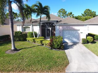 554 NW Cortina Ln, Port Saint Lucie, FL 34986