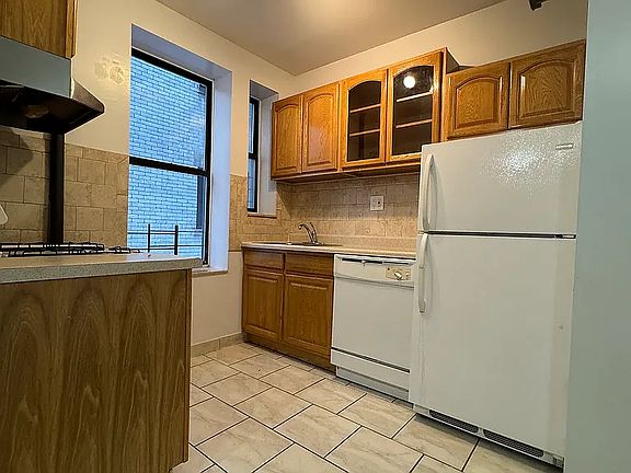 4th image of 610 W 150th St APT 1E