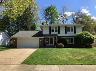 5514 Harleston Dr, Lyndhurst, OH 44124