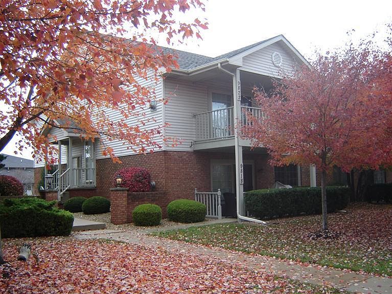 1st image of 9822 Parkway Dr