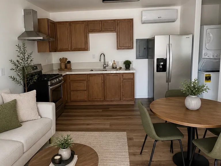 507 E Colton Ave #2 — Photo 2