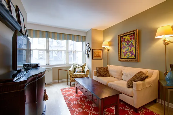 Sold by Compass | media 2