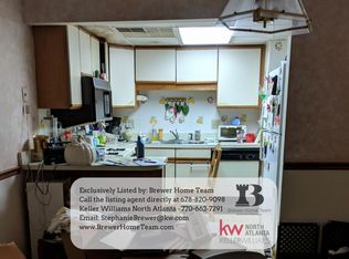 1513 Planters Ridge Ln, Alpharetta, GA 30004