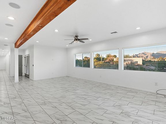 5th image of 5051 N Hillcrest Dr