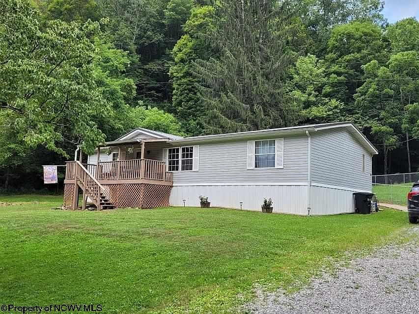 1st image of 23 Pansy Ln