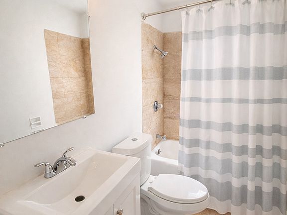 5th image of 1715 11th St APT 1