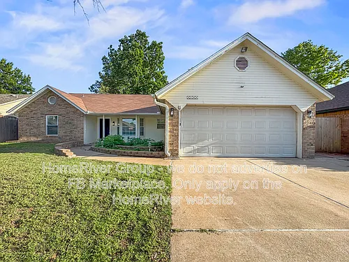 2108 Shorewood Ln Photo 1