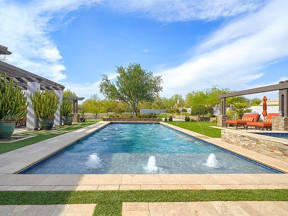 3rd image of 6432 E Dixileta Dr
