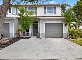 320 N Palm Villas Way, Palm Springs, FL 33461