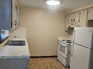 104 Coe St #1/2, Tiffin, OH 44883