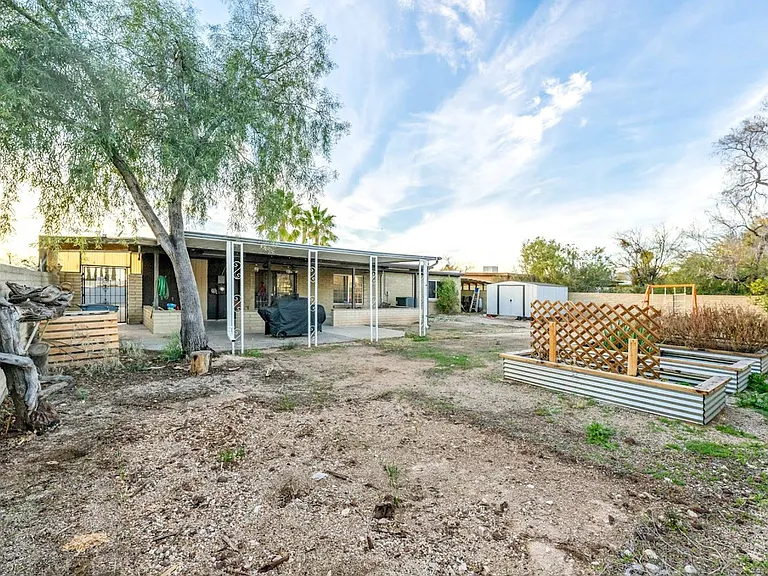 2191 S Sunburst Dr — Photo 15