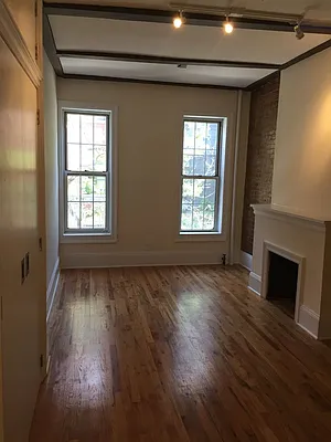 Rented by Sky Management | media 29