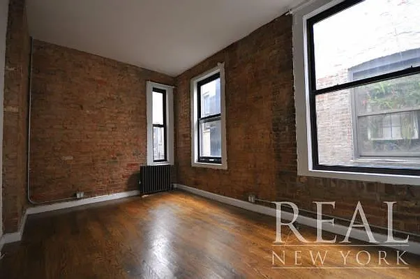 Rented by REAL New York | media 17