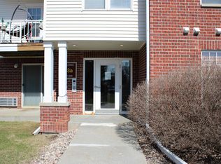 33A Grand Canyon Dr APT 201, Baraboo, WI 53913