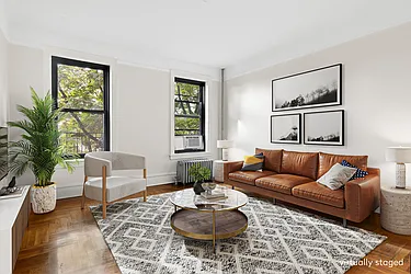 345 Montgomery Street, #4G