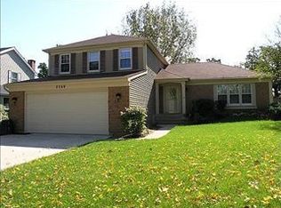 2360 Richmond Dr, Wheaton, IL 60189