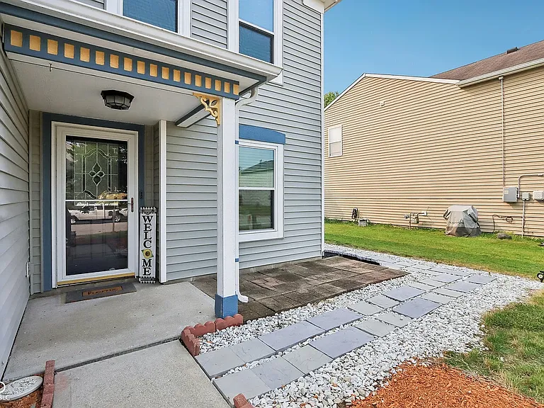 2887 Ludwig Dr — Photo 3
