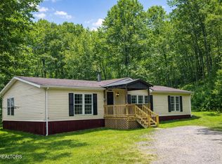 135 Harold Brooks Ln, Oneida, TN 37841
