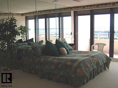 4th image of 5940 Pelican Bay Plz S