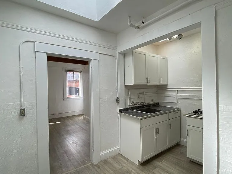 858 Washington St #174-175 — Photo 3