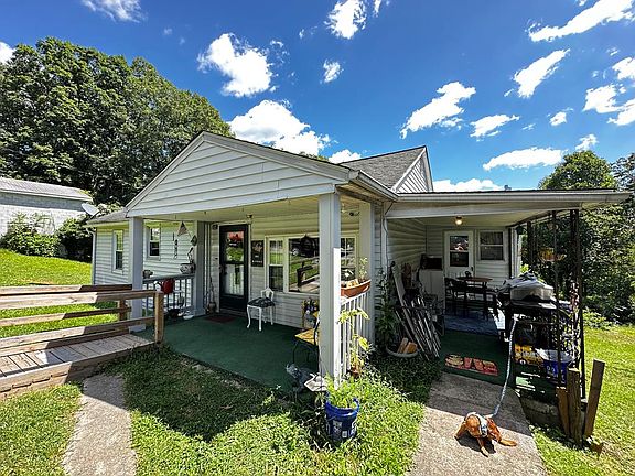 2nd image of 283 Saddleshop Rd