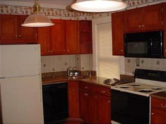 2nd image of 14 Park St #2
