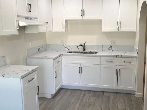 6412 Whittier Blvd — Photo 2