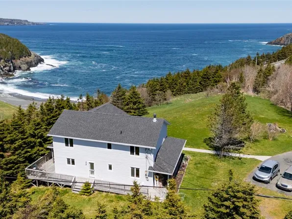 247-255 Outer Cove Road, Middle Cove, NL A1K4E4