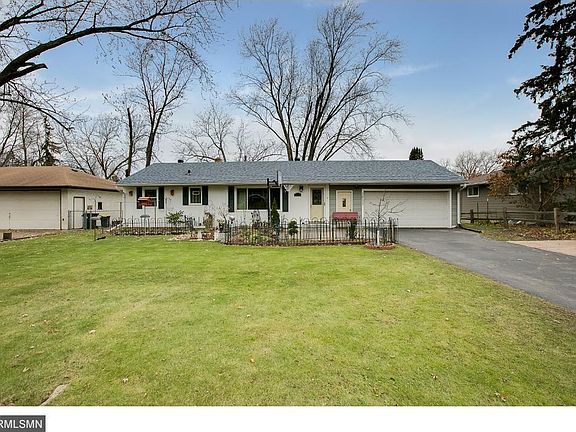 2nd image of 1811 City Heights Dr