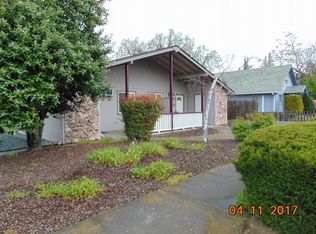 302 Boardman St APT A, Medford, OR 97501