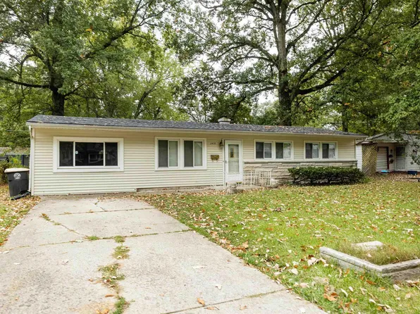 2430 Ormsby St, Fort Wayne, IN 46806
