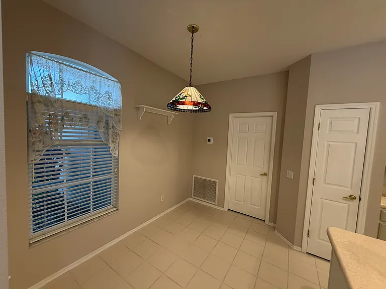 6290 Buckingham St — Photo 11